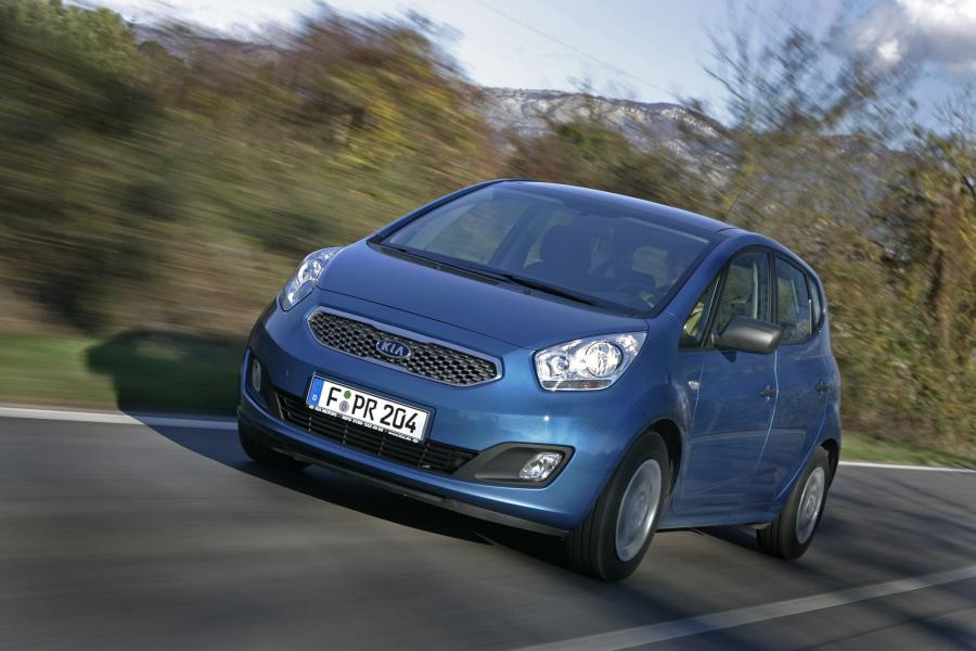  Kia Venga 2010 года  (фото 100 из 199)